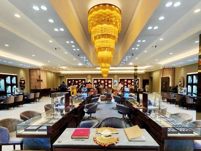 See the Best of Tanishq Jewelers: Chicago Aurora Store Photo Highlights