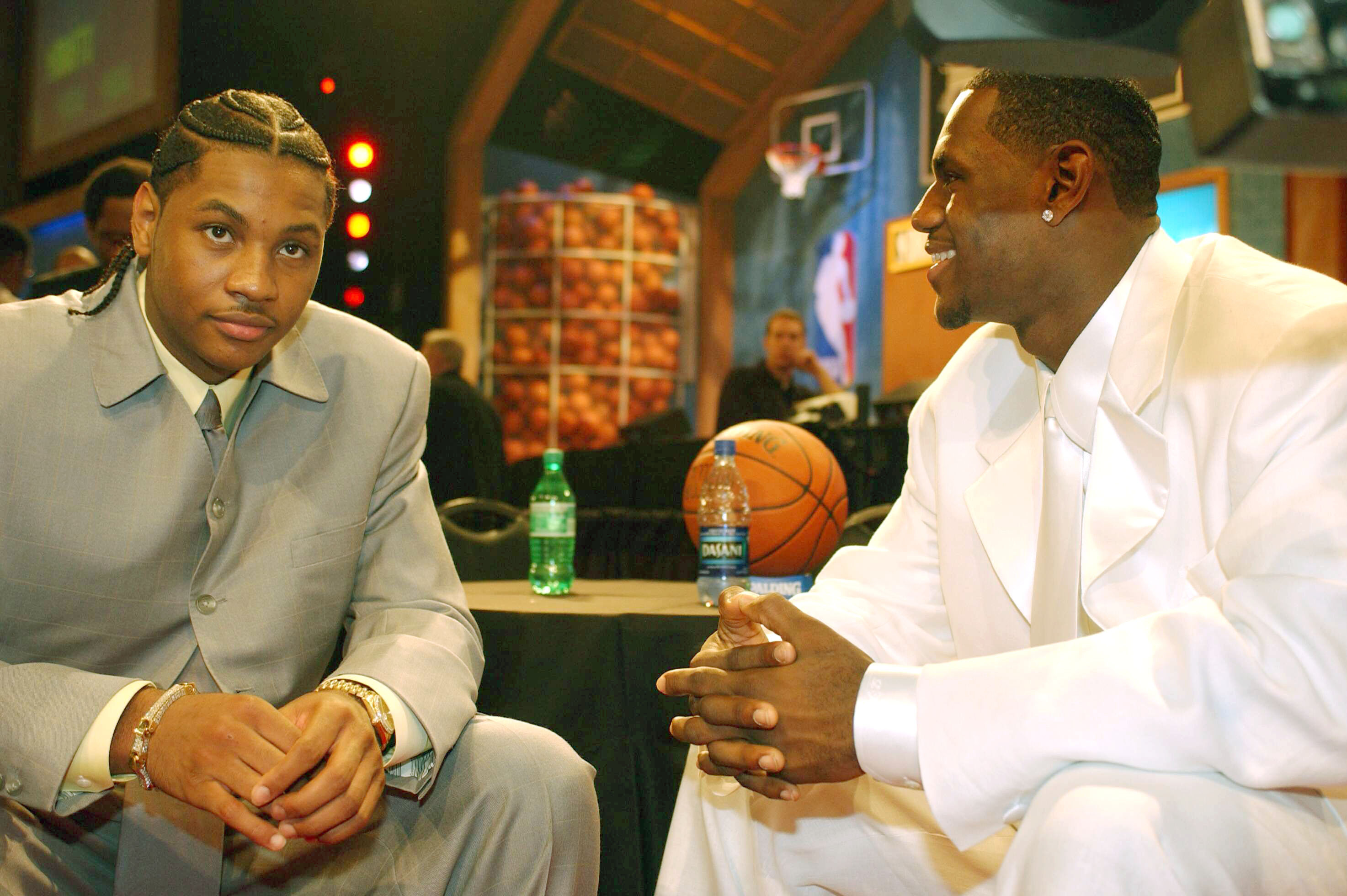 Carmelo Draft Suit: Why Was It So Baggy (Fashion Trends of the Early 2000s)