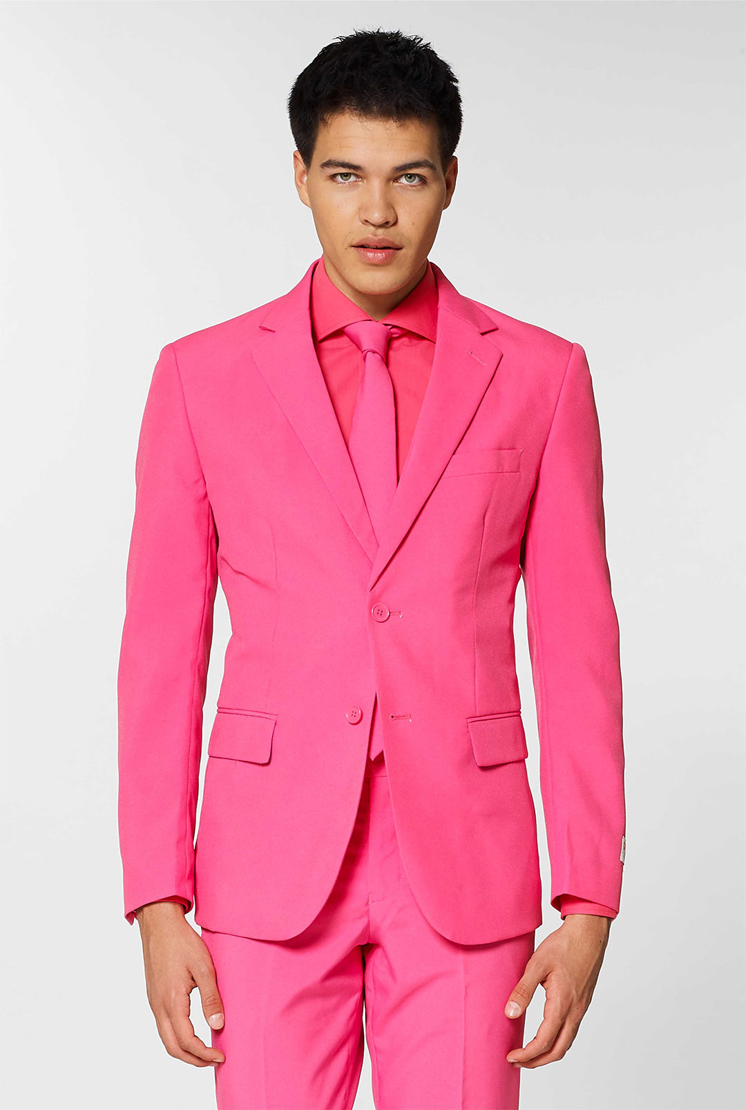 Where to Find the Perfect Pink Suit for Guys (Shopping Guide)