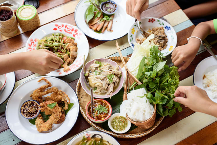Big City Gourmet: Your Guide to the Best Eats in Town (Simple Foodie Tips Inside)