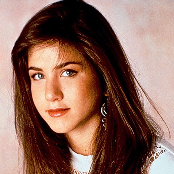 What color is Jennifer Anistons eyes (Explore the beauty of her eye color)