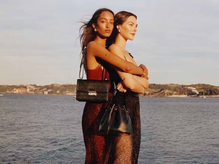 Tory Burch Press Pass: Your All-Access Pass to Style.