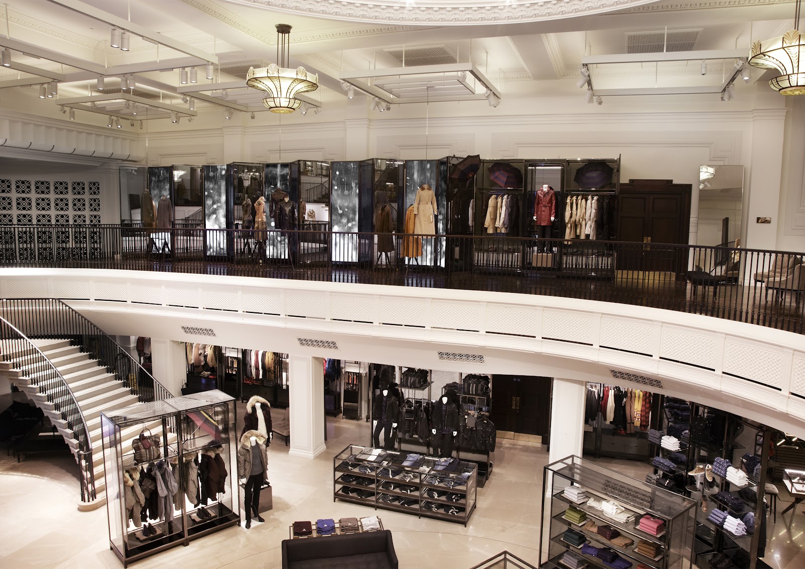 Burberry Regent Street London Shopping Experience: What to Expect