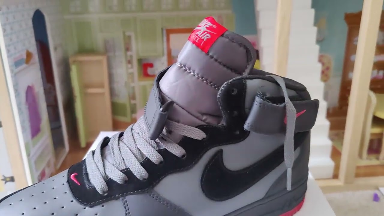 Nike af1 high vs mid: Which One Looks Better? (Lets Find Out)