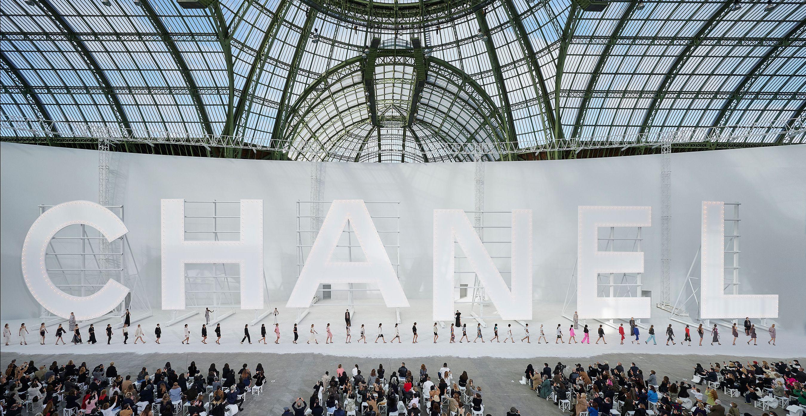 Chanel Fashion Show Grand Palais: Trends and Must-See Styles
