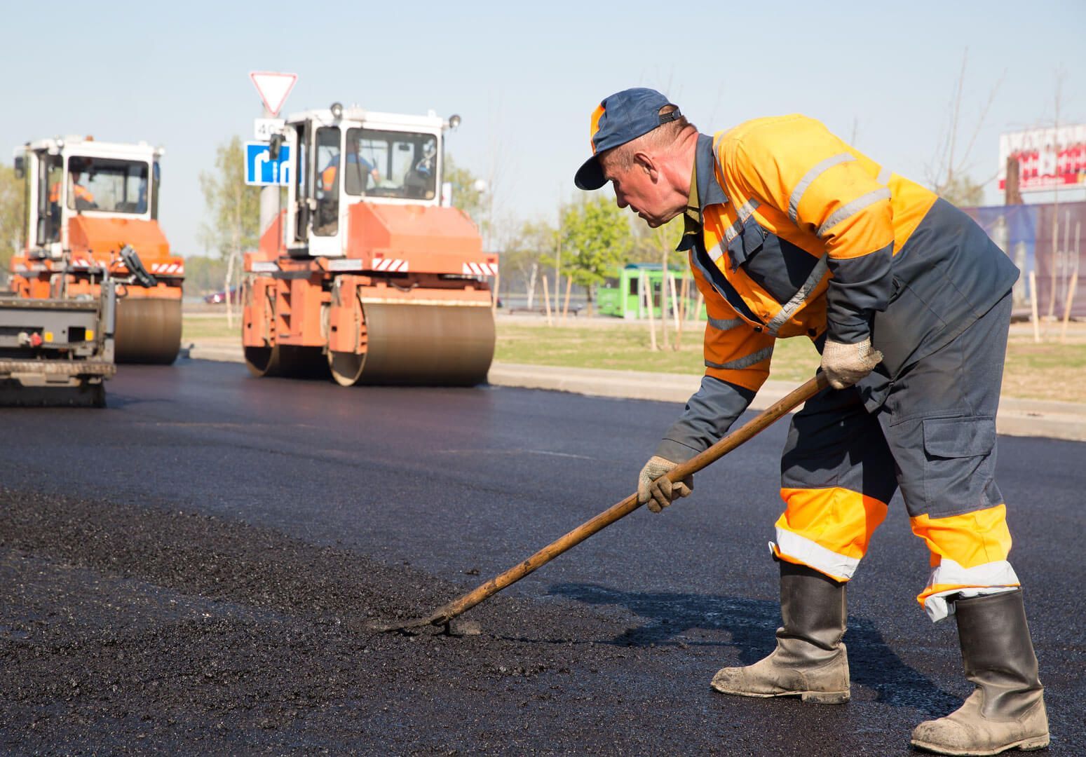 How to Choose the Best J Scott Paving Service (Find Your Perfect Paving Contractor)