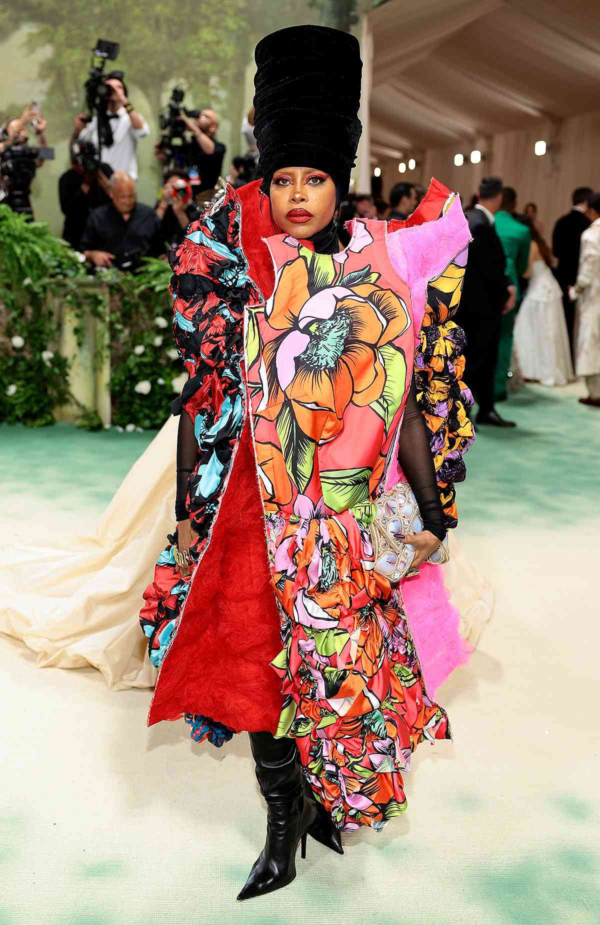 Erykah Badu Rocks the Red Carpet at Met Gala 2024