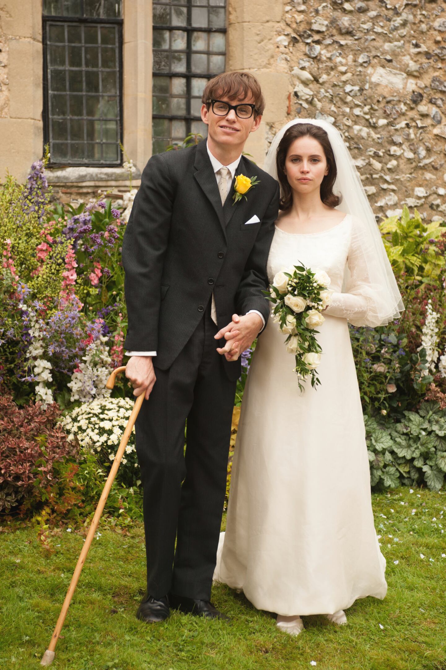 See the Stunning Wedding Dress of Eddie Redmaynes Wife