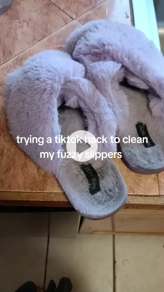 How to Wash Comfort Cloud Slippers? Keep Them Fluffy Fresh