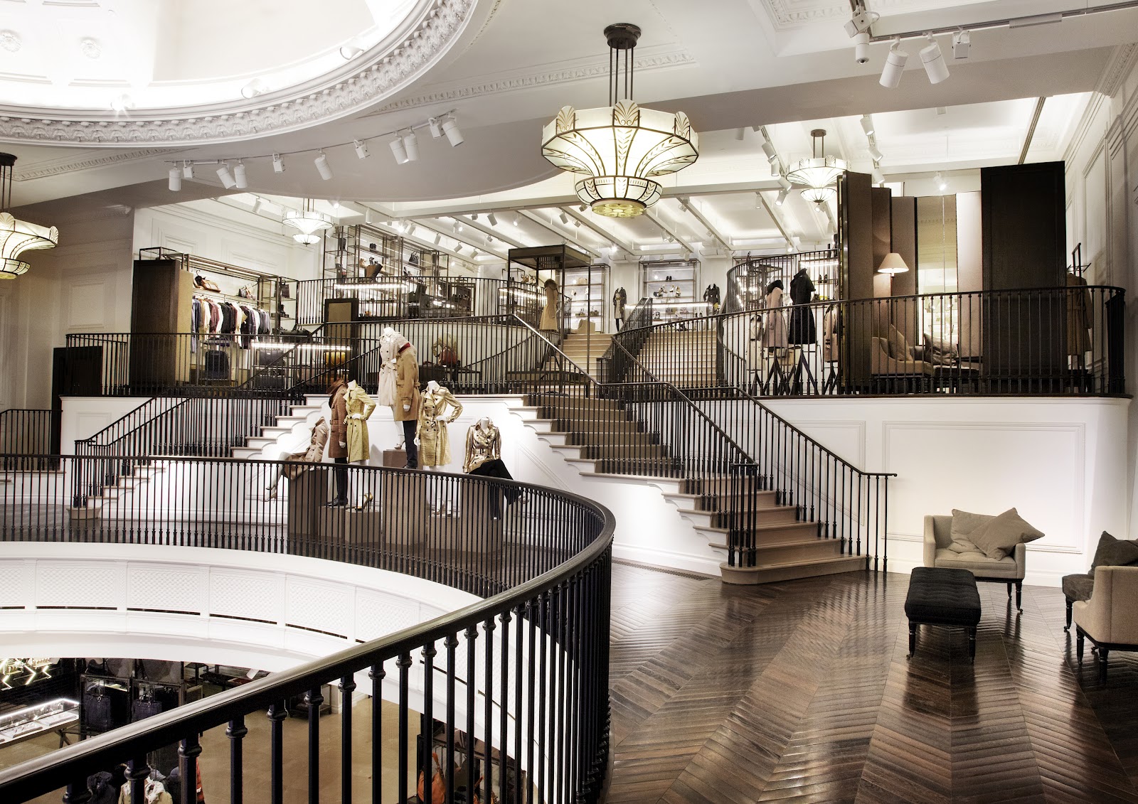 Burberry Regent Street London Shopping Experience: What to Expect