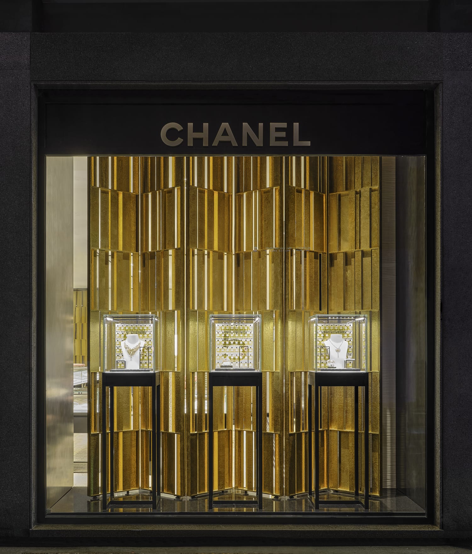 Chanel Boutique SantAndrea Milan: Is It Worth a Visit? (Honest Review)