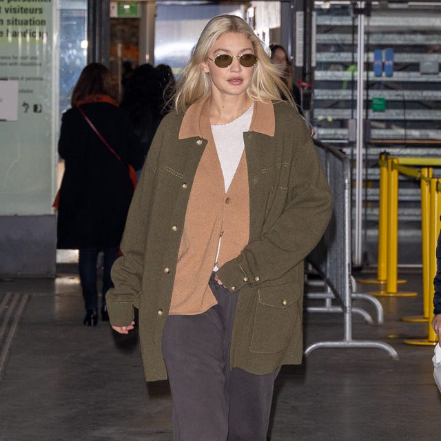 Cozy and Chic: Women Wearing Ugg Boots in Style 2024