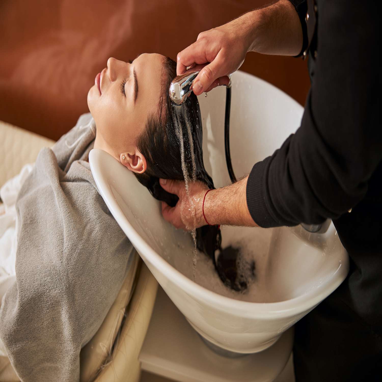 Switching Hairdressers? How to Avoid Upsetting Your Current Stylist