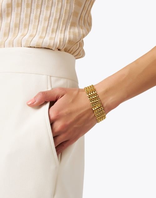 Janis Savitt: The Ultimate Guide to Her Iconic Jewelry