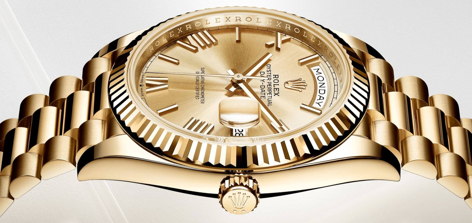 How Much Gold Is in a Gold Watch? A Simple Guide