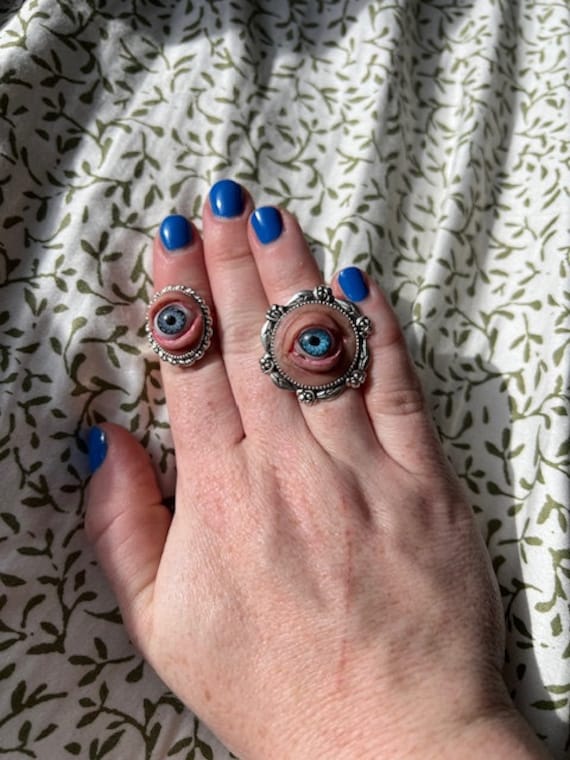 Eyeball Ring Vintage: A Trendy Comeback You Should Know
