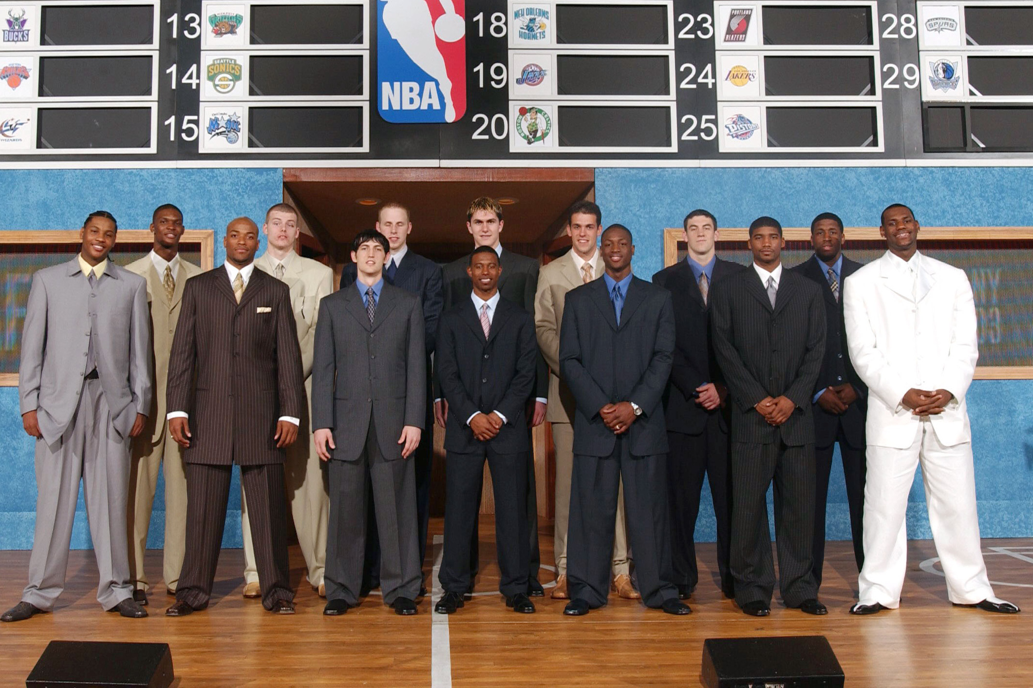 Carmelo Draft Suit: Why Was It So Baggy (Fashion Trends of the Early 2000s)