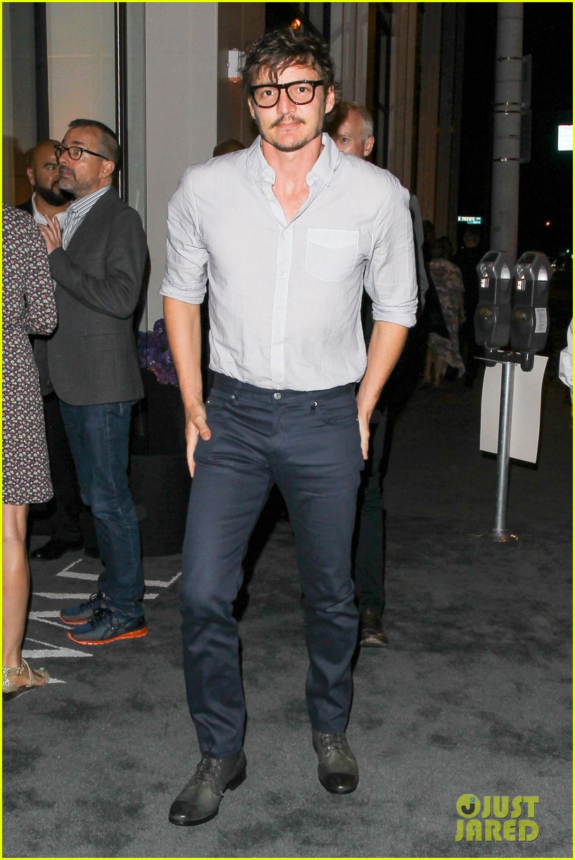Check Out These Pedro Pascal Full Body Pics and See Whats New