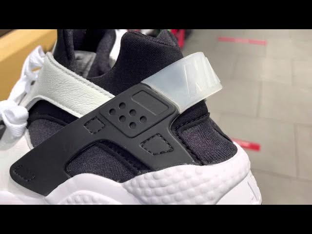 Huaraches Black and White Review: Are They Worth the Hype?