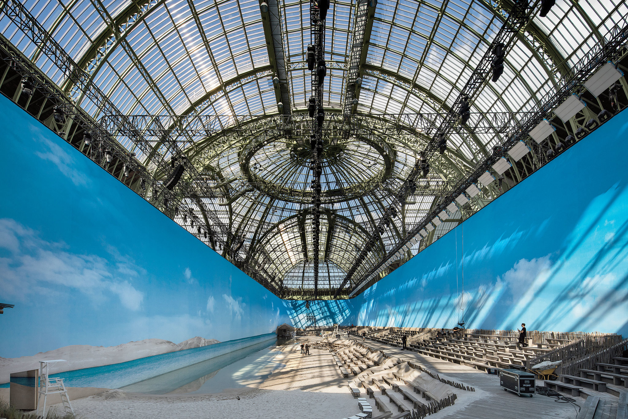 Chanel Fashion Show Grand Palais: Trends and Must-See Styles