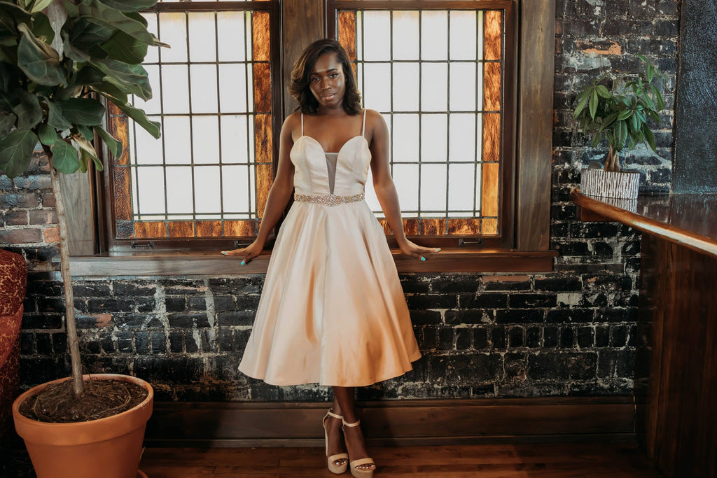 Dolly Couture: Get the Perfect Dress for Your Big Day (Tips and Tricks to Find Your Dream Bridal Gown)