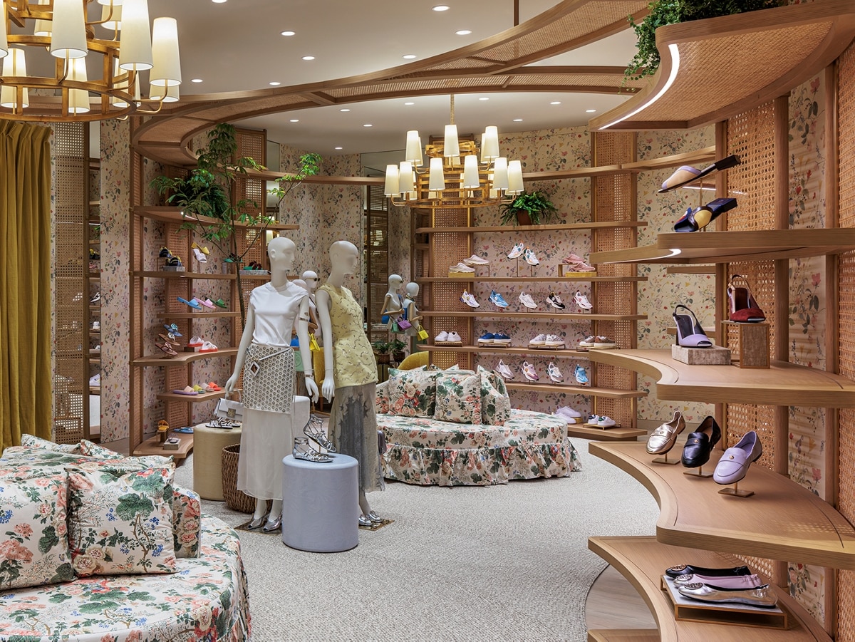 Aventura Mall Tory Burch: Find Your Perfect Bag or Shoes at Tory Burch in Aventura Mall