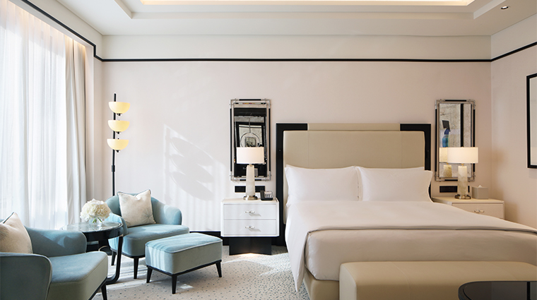 Waldorf Astoria West Bay Doha: What to Expect from This Top-Rated Hotel.