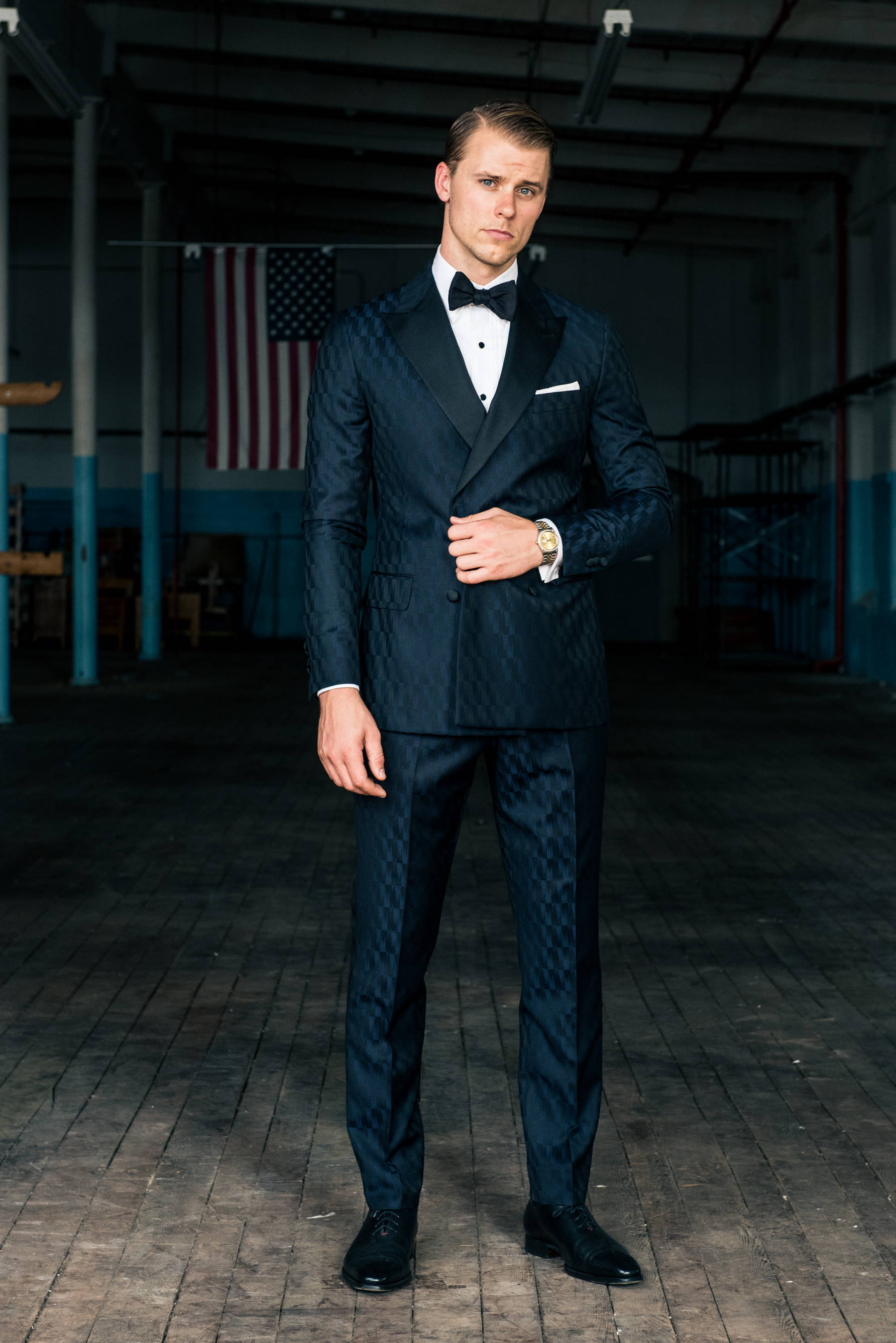 3 piece double breasted suit: How to choose the right fit and fabric for your style
