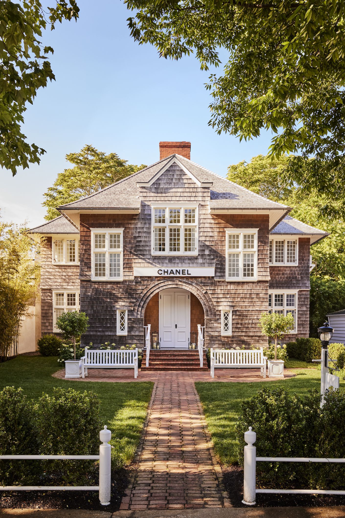 Visiting the Chanel Hamptons Store: Tips for a Luxurious Shopping Trip.