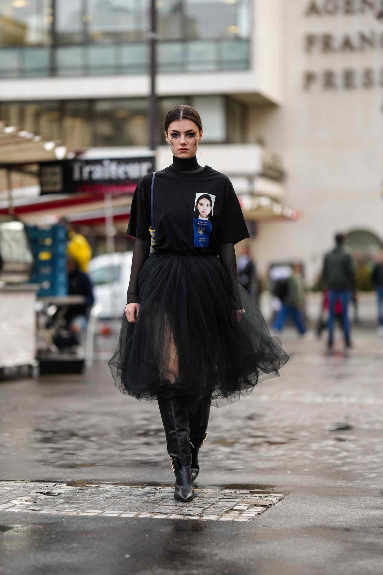 Shirts to Wear With Tulle Skirt Styling Ideas for You