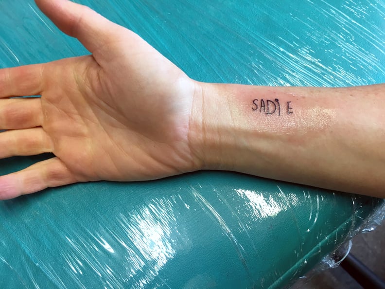 Getting Tattoos of Names on Hand: What You Need to Know - Tips and Advice