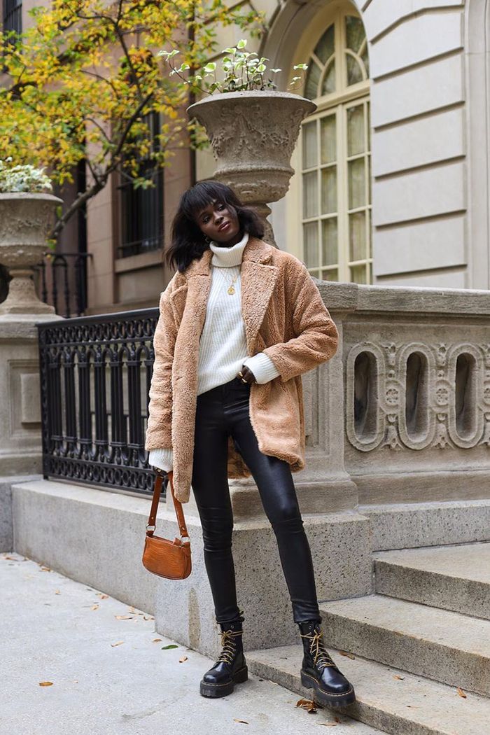 Black Boot Outfits: Styling Tips and Easy Ideas!