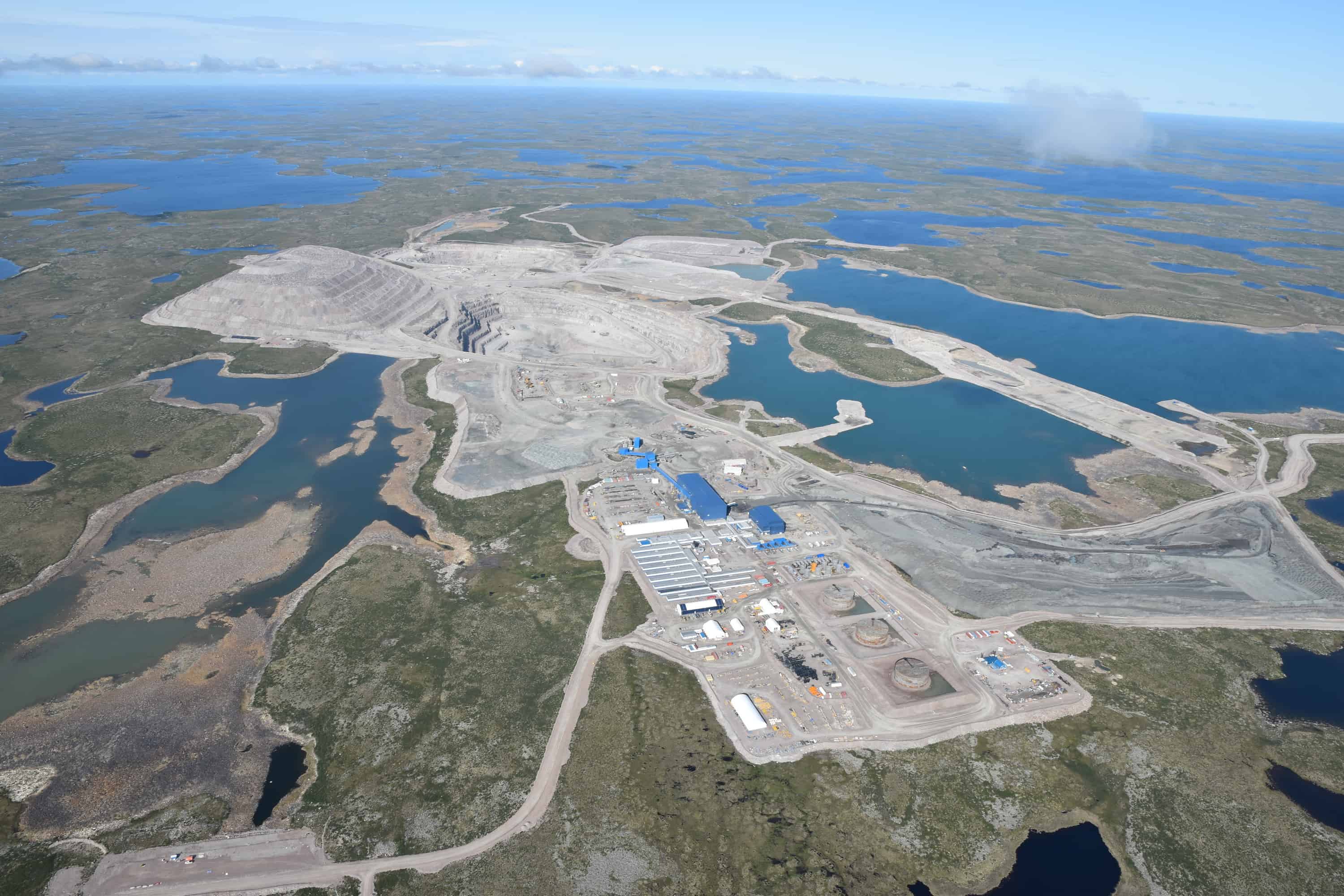 Diavik Mine NWT: How much can you earn? Salary guide and benefits explained!