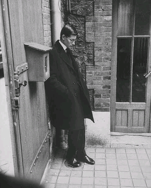 Yves Saint Laurents Mentor: The Real Story (How Dior Shaped His Career)