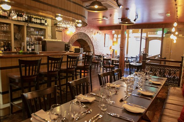 Intimate Ideas Waterford: Best Romantic Restaurants and Experiences in the City