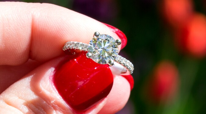 Engagement Rings Germantown WI: Shop Kesslers Diamonds (Best Selection)