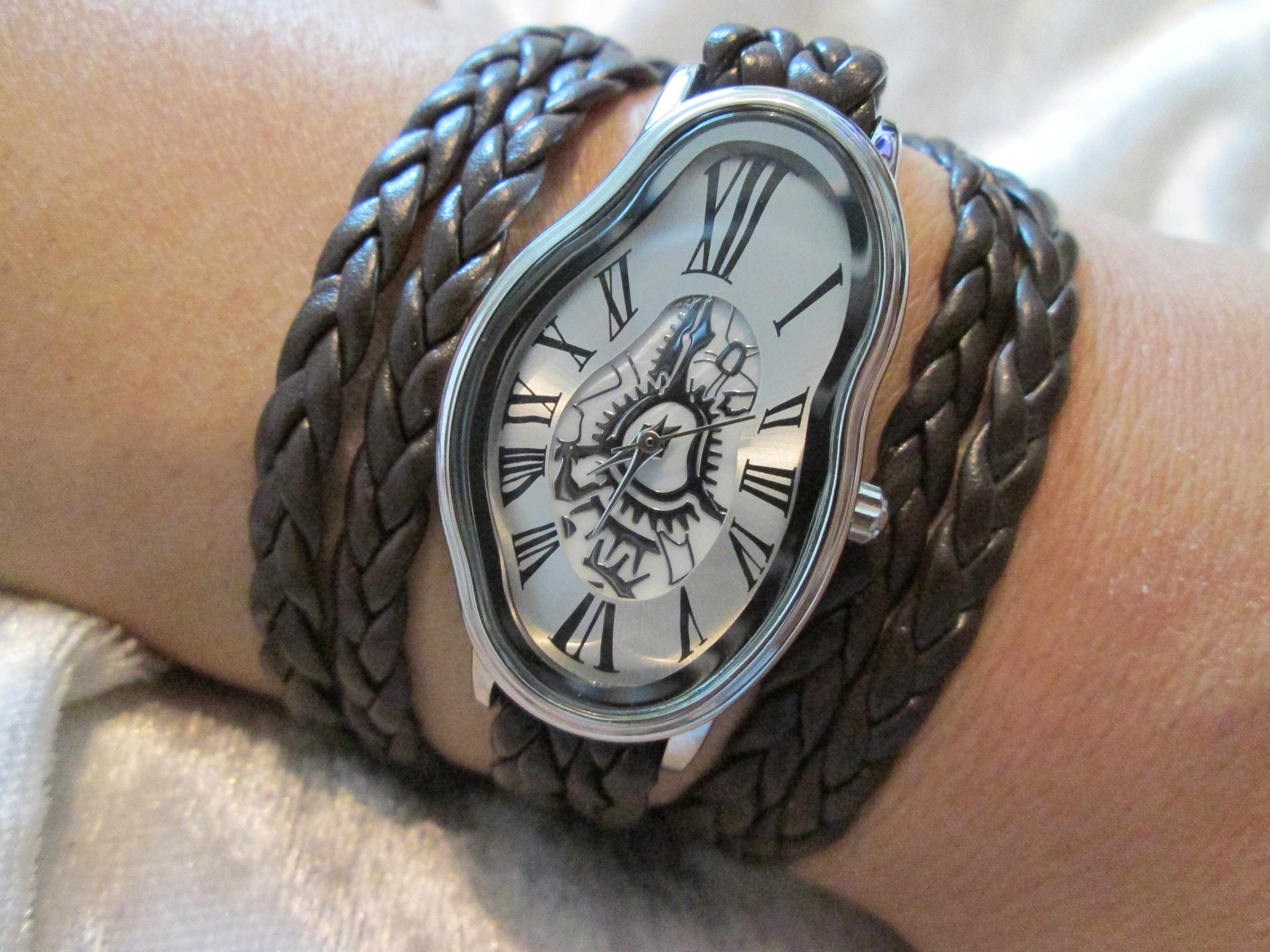 Get a Salvador Dali Wrist Watch: Surreal Style for Your Wrist!