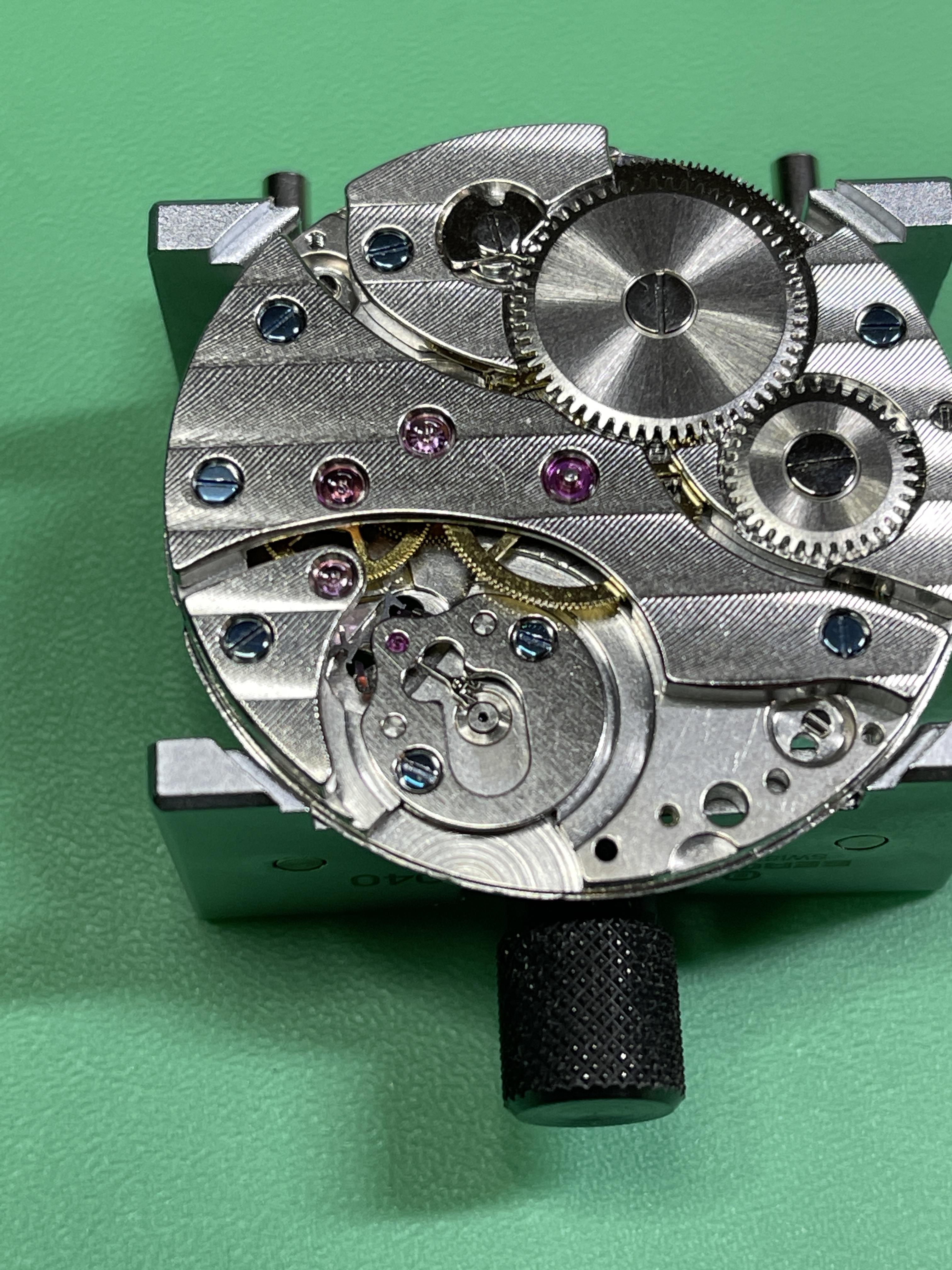 How a Balance Wheel Works? Watch Repair Made Clear.