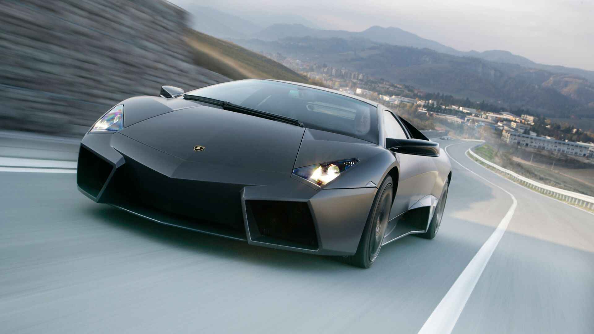 Reventon Lamborghini Specs: Check Out the Crazy Details of This Supercar!