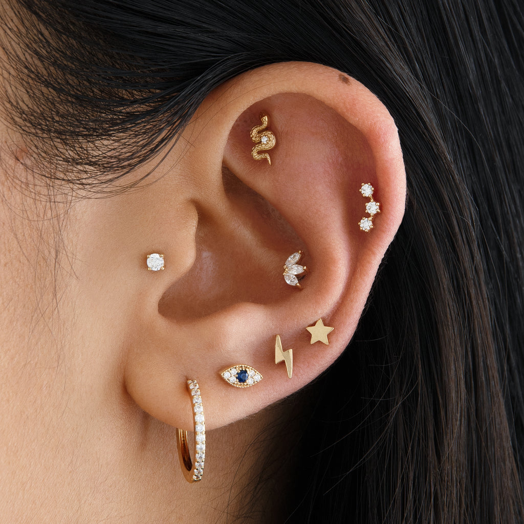 Healing guide for a 2 lobe ear piercing on both ears at once: follow these essential aftercare steps closely.