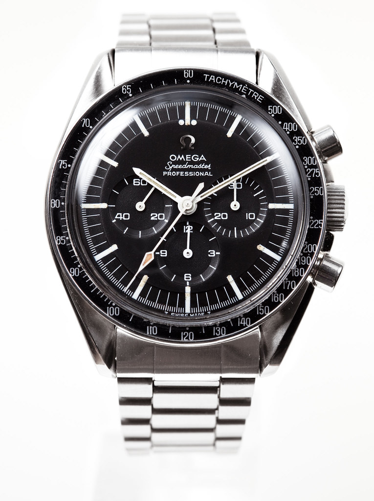 What Was the Forst Watch On The Moon? Learn All About This Historic Watch!
