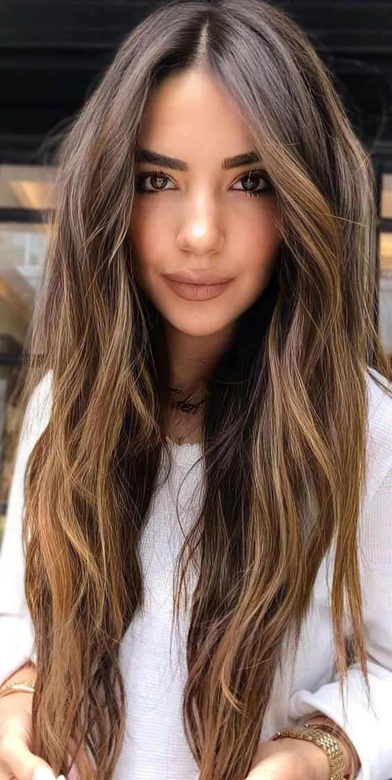 Blonde and Brown Hair Color Trend: How to Rock It in Style?