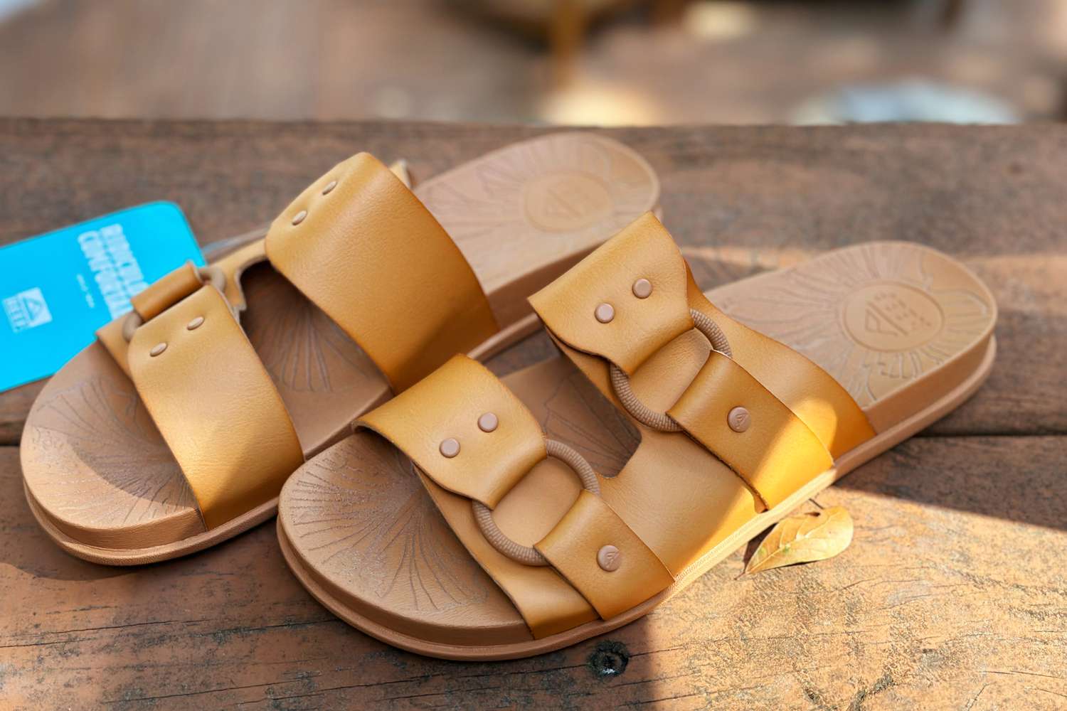 Where can you buy the best wide foot slides online? Find your perfect comfortable pair using these easy shopping tips.