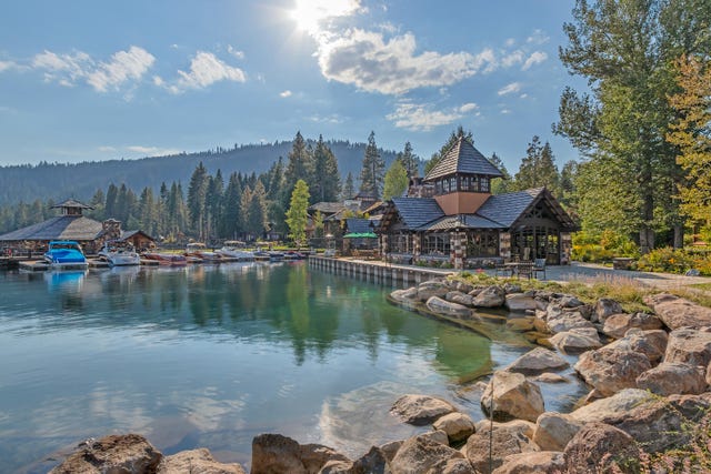 Godfather Part 2 Lake Tahoe House: See Stunning Photos & Location Secrets!
