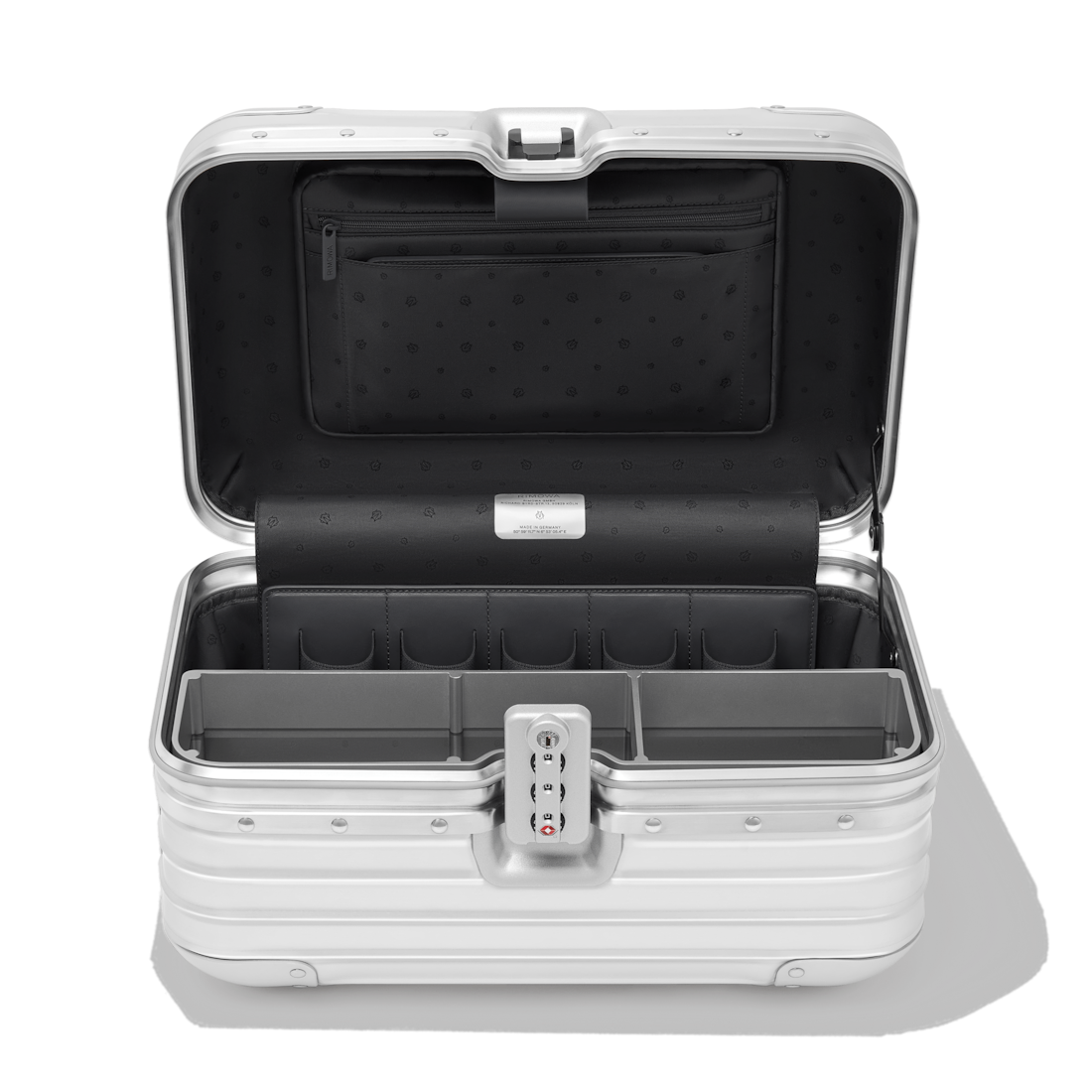 RIMOWA Makeup Case: Organize Your Cosmetics in Style