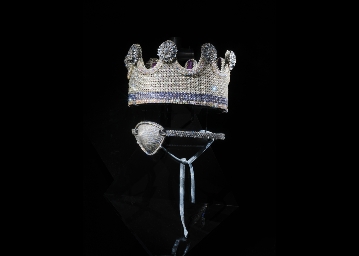 See the details of Ice Cold: An Exhibition of Hip-Hop Jewelry? Get a close look at legendary pieces.
