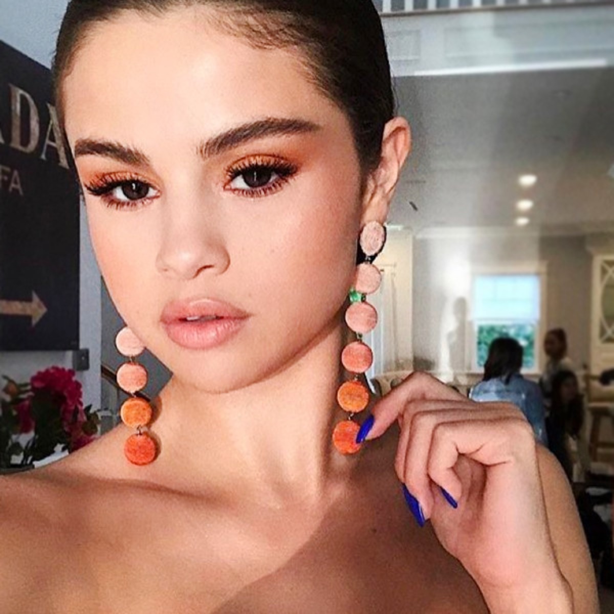 Selena Gomez Earrings Trend: Must-Have Pieces Here