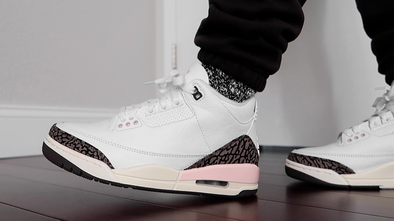 Wondering about the Neapolitan Jordan 3 sizing? Find out if they run true to size for the best fit.
