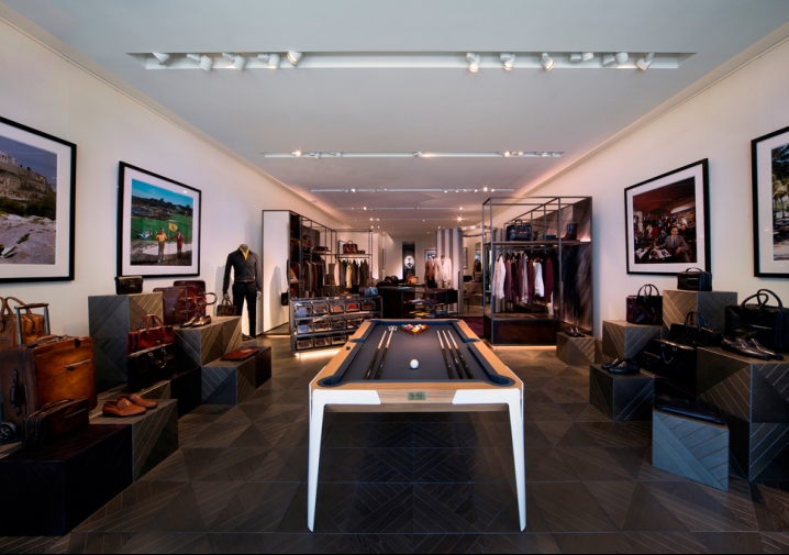 Thinking about shopping at Berluti Miami Design District? See the latest exclusive collections available here.