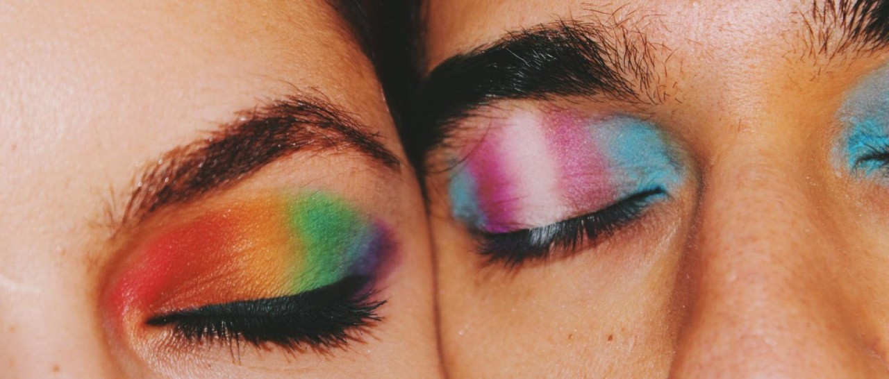 Top tips for hiring the perfect trans makeup artist today!